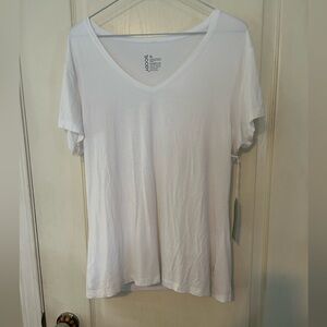 BOODY White V-Neck Short Sleeve Tee